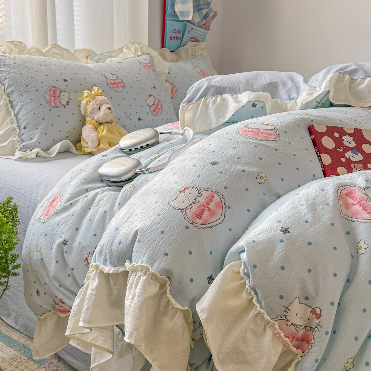 91家纺网 家纺一手货源 找家纺 老K (原美阁） 2026新款木棉双层纱四件套卡通韩版公主风四件套 小蓝猫