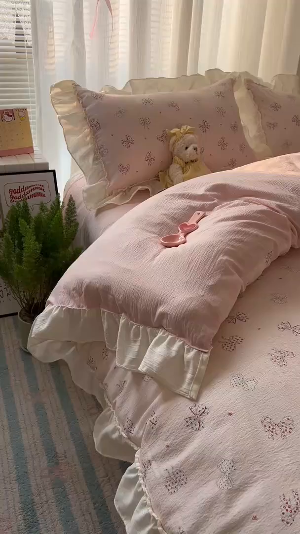 91家纺网 家纺一手货源 找家纺 老K (原美阁） 2026新款木棉双层纱四件套卡通韩版公主风四件套 初恋蝴蝶结