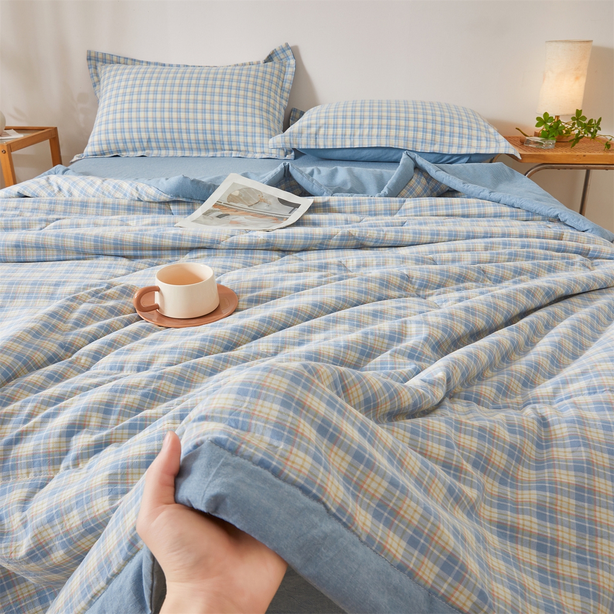 91家纺网 家纺一手货源 找家纺 西域种棉人·千百笠 2026新款A类里外全棉夏凉被100%新疆棉纯棉全棉填充无印格子款空调被夏被 里外全棉-麦田 蓝格