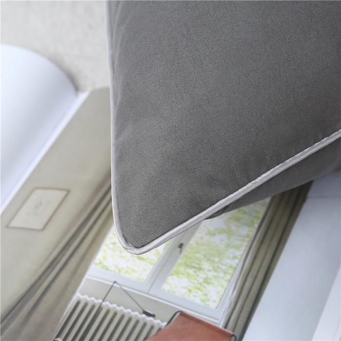 91家纺网 家纺一手货源 找家纺 乐窝家纺仓储 2026新款希尔顿酒店同款羽丝绒枕枕头枕芯 灰色