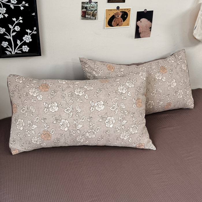 91家纺网 家纺一手货源 找家纺 雅阁尔家纺 2026新款轻奢复古美拉德风泡芙棉冷淡侘寂风水洗棉双层纱单枕套 风华若诗