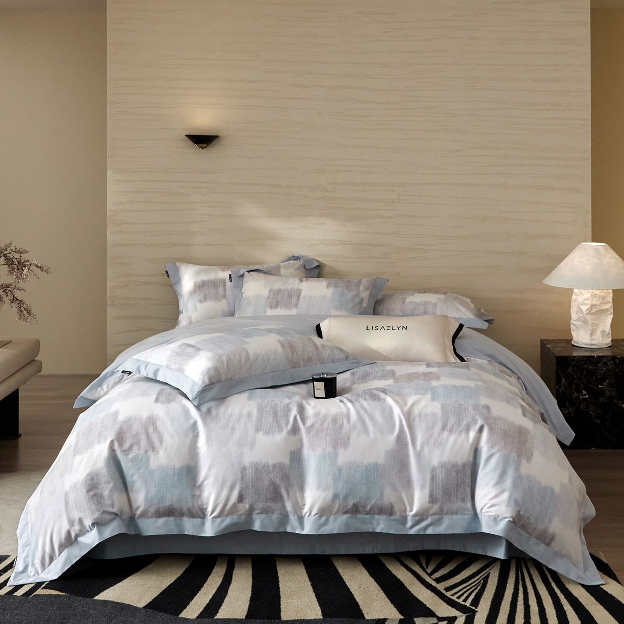 91家纺网 家纺一手货源 找家纺 （总）薏思家纺 2026年13376新疆铂金棉飞边工艺印花四件套