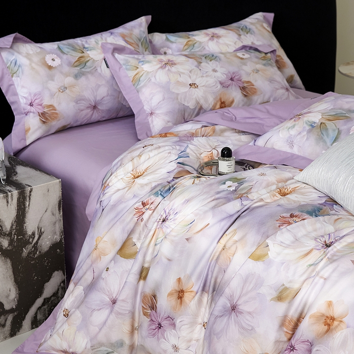 91家纺网 家纺一手货源 找家纺 薏思家纺 2026年13376新疆铂金棉飞边工艺印花四件套 春尚好