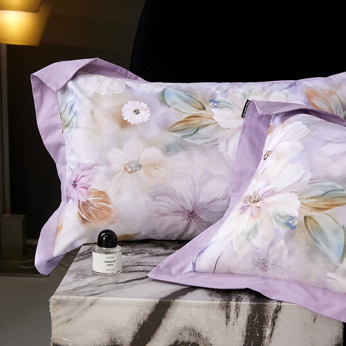 91家纺网 家纺一手货源 找家纺 薏思家纺 2026年13376新疆铂金棉飞边工艺印花四件套 春尚好