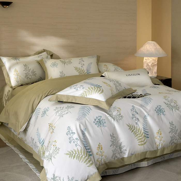 91家纺网 家纺一手货源 找家纺 薏思家纺 2026年13376新疆铂金棉飞边工艺印花四件套 春颜绿