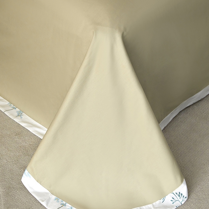 91家纺网 家纺一手货源 找家纺 薏思家纺 2026年13376新疆铂金棉飞边工艺印花四件套 春颜绿