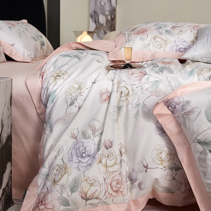 91家纺网 家纺一手货源 找家纺 薏思家纺 2026年13376新疆铂金棉飞边工艺印花四件套 花圃