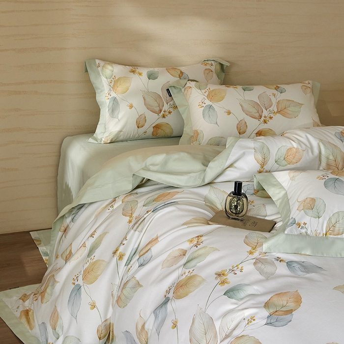 91家纺网 家纺一手货源 找家纺 薏思家纺 2026年13376新疆铂金棉飞边工艺印花四件套 佳昕黄