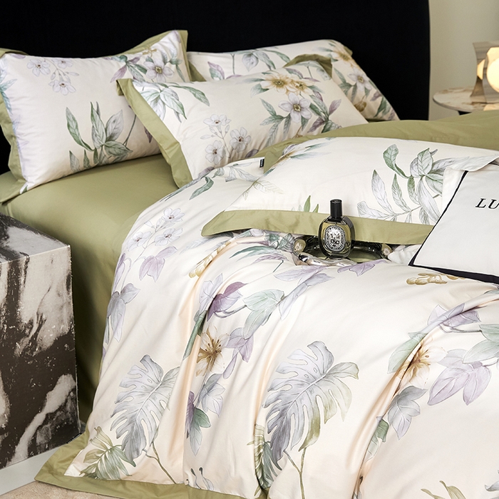 91家纺网 家纺一手货源 找家纺 薏思家纺 2026年13376新疆铂金棉飞边工艺印花四件套 如梦绿