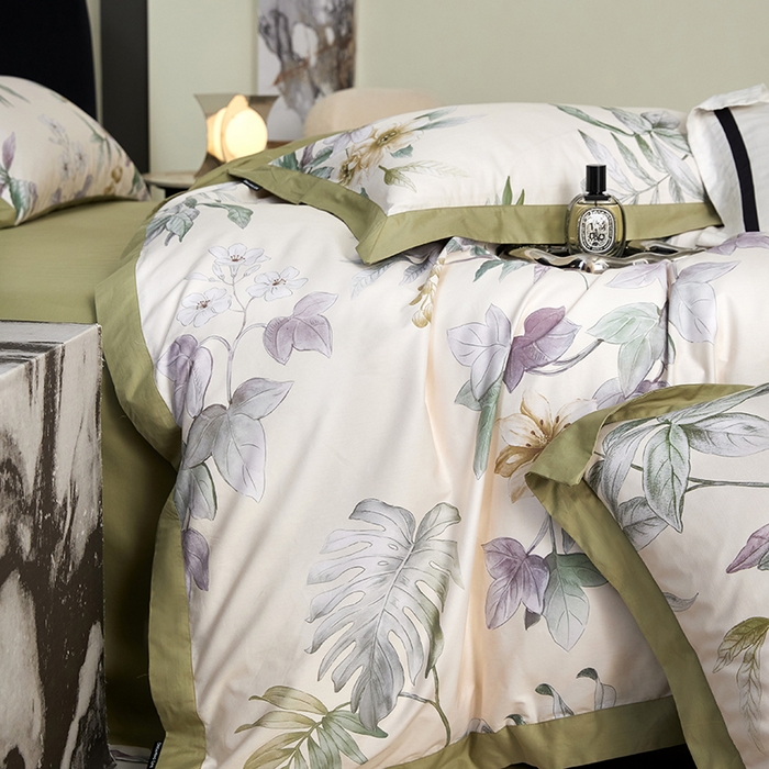 91家纺网 家纺一手货源 找家纺 薏思家纺 2026年13376新疆铂金棉飞边工艺印花四件套 如梦绿