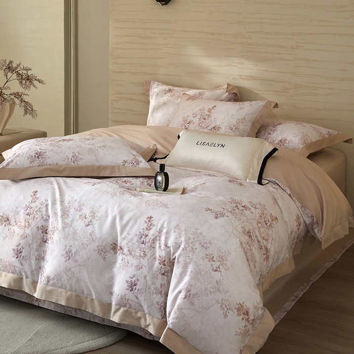 91家纺网 家纺一手货源 找家纺 薏思家纺 2026年13376新疆铂金棉飞边工艺印花四件套 向南山