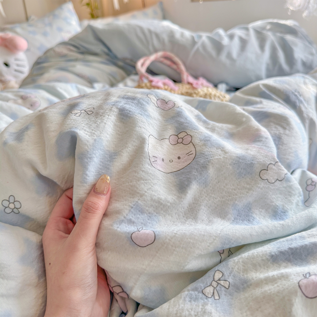 91家纺网 家纺一手货源 找家纺 优选 2026新款小清新直播热卖款云感双层纱木棉四件套系列（小红书热款推荐） 爱心喵