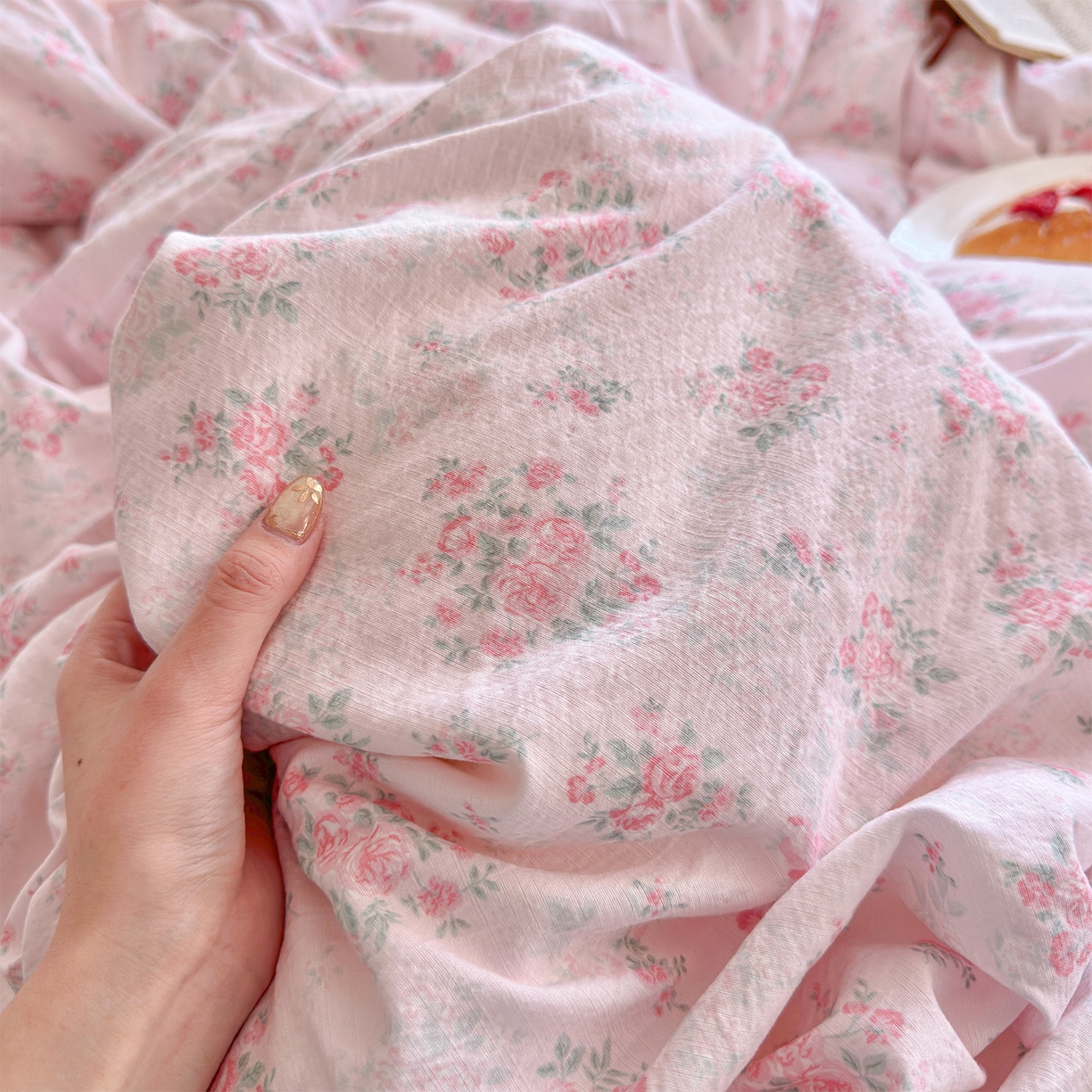 91家纺网 家纺一手货源 找家纺 优选 2026新款小清新直播热卖款云感双层纱木棉四件套系列（小红书热款推荐） 花漾