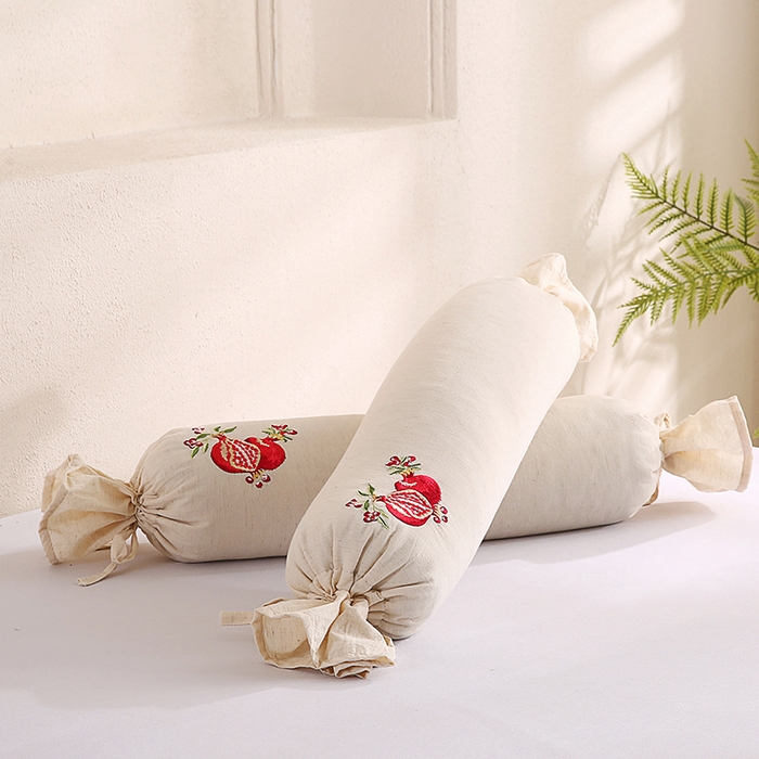 91家纺网 家纺一手货源 找家纺 （总）蔻眠 棉麻刺绣糖果荞麦牵引枕芯成人护颈枕头