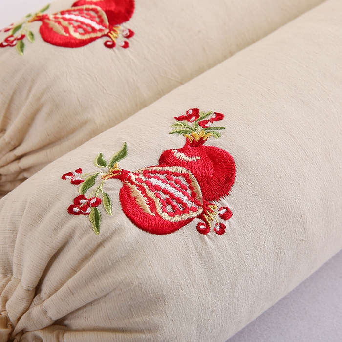 91家纺网 家纺一手货源 找家纺 （总）蔻眠 棉麻刺绣糖果荞麦牵引枕芯成人护颈枕头