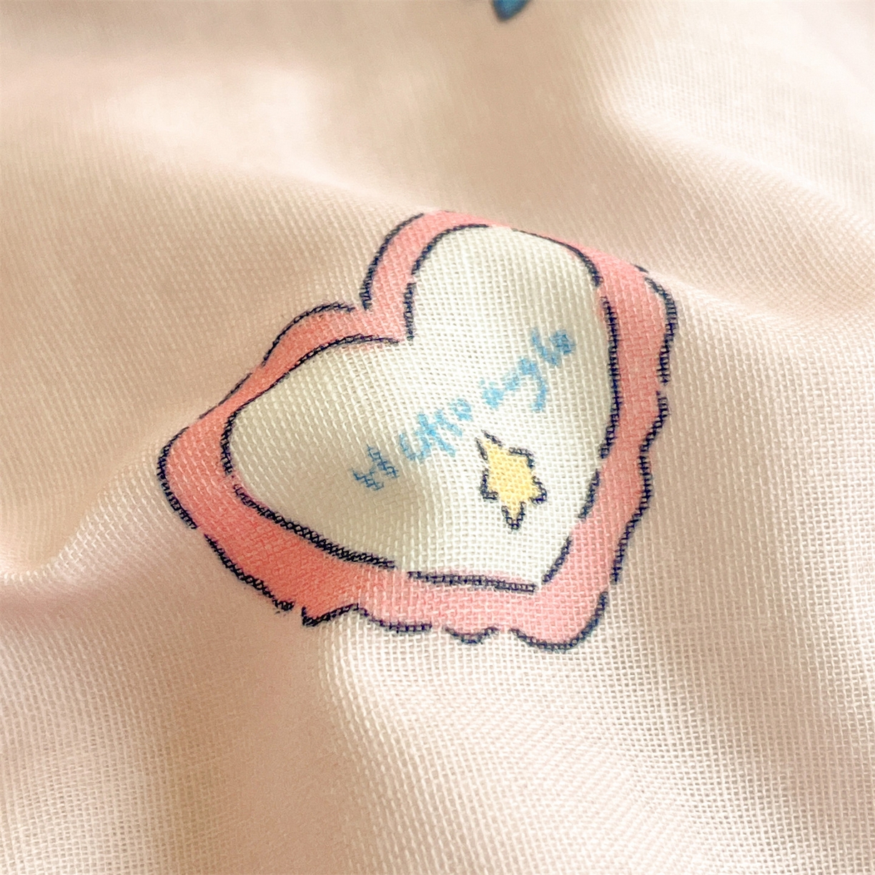 91家纺网 家纺一手货源 找家纺 盛秋家纺 2026新款A类水洗棉豆豆夏被系列 独角兽粉+天空蓝