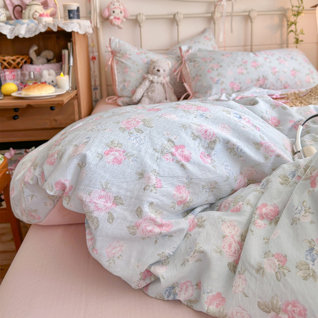 91家纺网 家纺一手货源 找家纺 优选良品 2026新款小清新直播热卖款云感双层纱木棉四件套系列（小红书热款推荐） 花韵