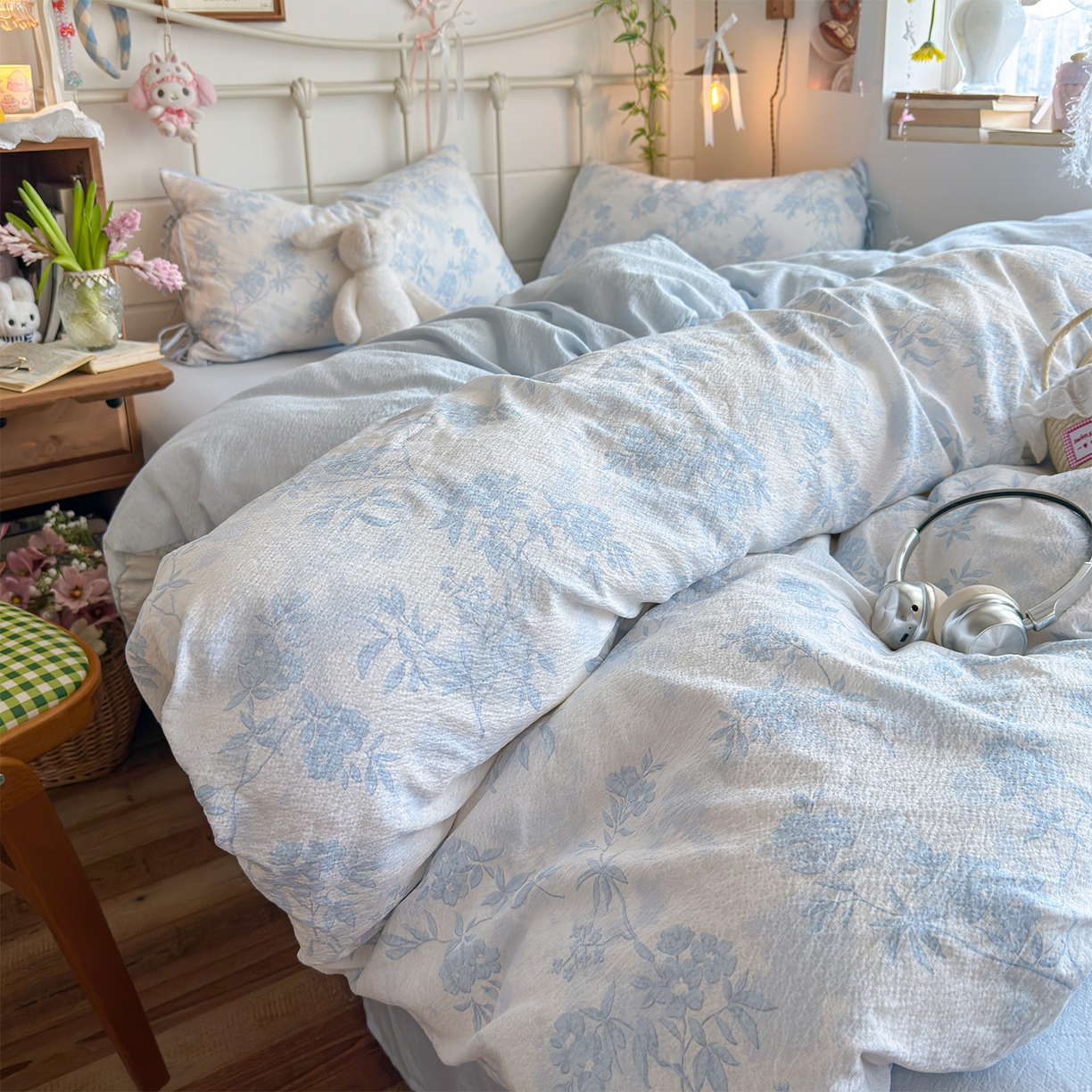 91家纺网 家纺一手货源 找家纺 优选 2026新款小清新直播热卖款云感双层纱木棉床盖四件套系列 冰菱花