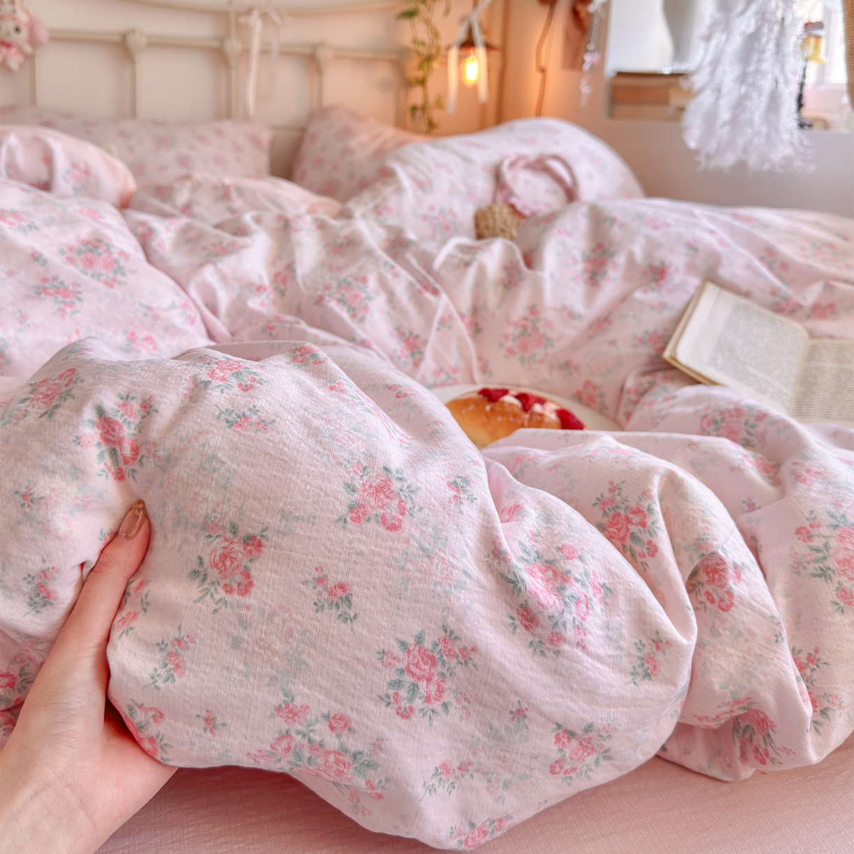 91家纺网 家纺一手货源 找家纺 优选 2026新款小清新直播热卖款云感双层纱木棉床盖四件套系列 花漾