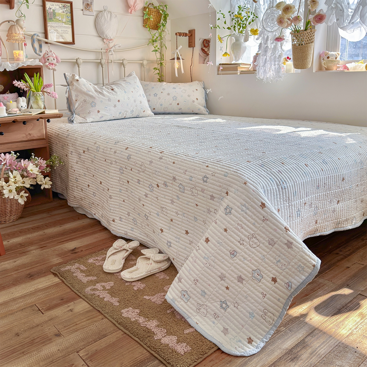 91家纺网 家纺一手货源 找家纺 优选 2026新款小清新直播热卖款云感双层纱木棉床盖四件套系列 花屿轻梦