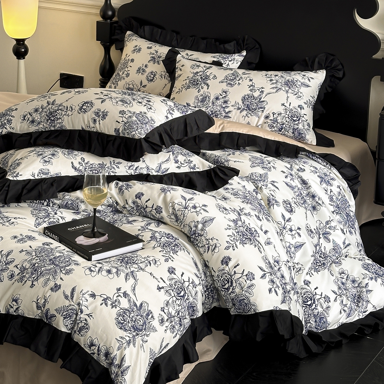 91家纺网 家纺一手货源 找家纺 置顶家纺 2026新款数码印花褶皱拼接亲肤系列四件套-素澜 珈蜜-咖