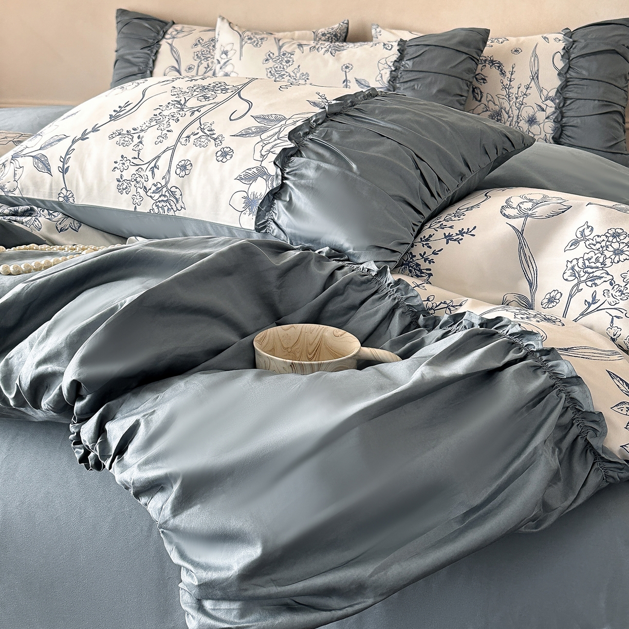 91家纺网 家纺一手货源 找家纺 置顶家纺 2026新款数码印花褶皱拼接亲肤系列四件套-素澜 素澜-静兰