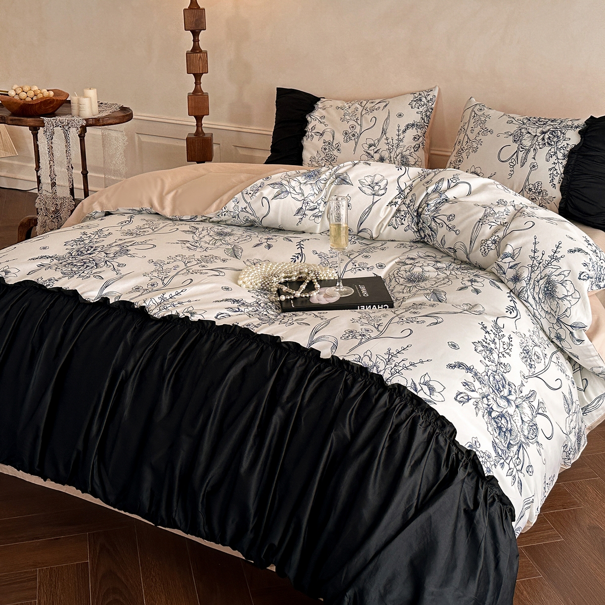 91家纺网 家纺一手货源 找家纺 置顶家纺 2026新款数码印花褶皱拼接亲肤系列四件套-素澜 素澜-咖色