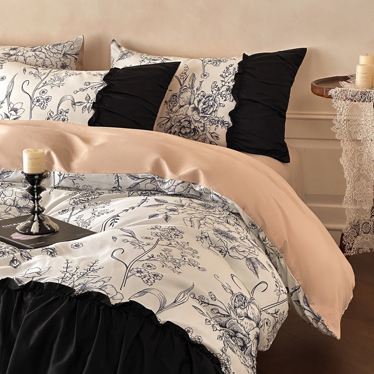 91家纺网 家纺一手货源 找家纺 置顶家纺 2026新款数码印花褶皱拼接亲肤系列四件套-素澜 素澜-咖色