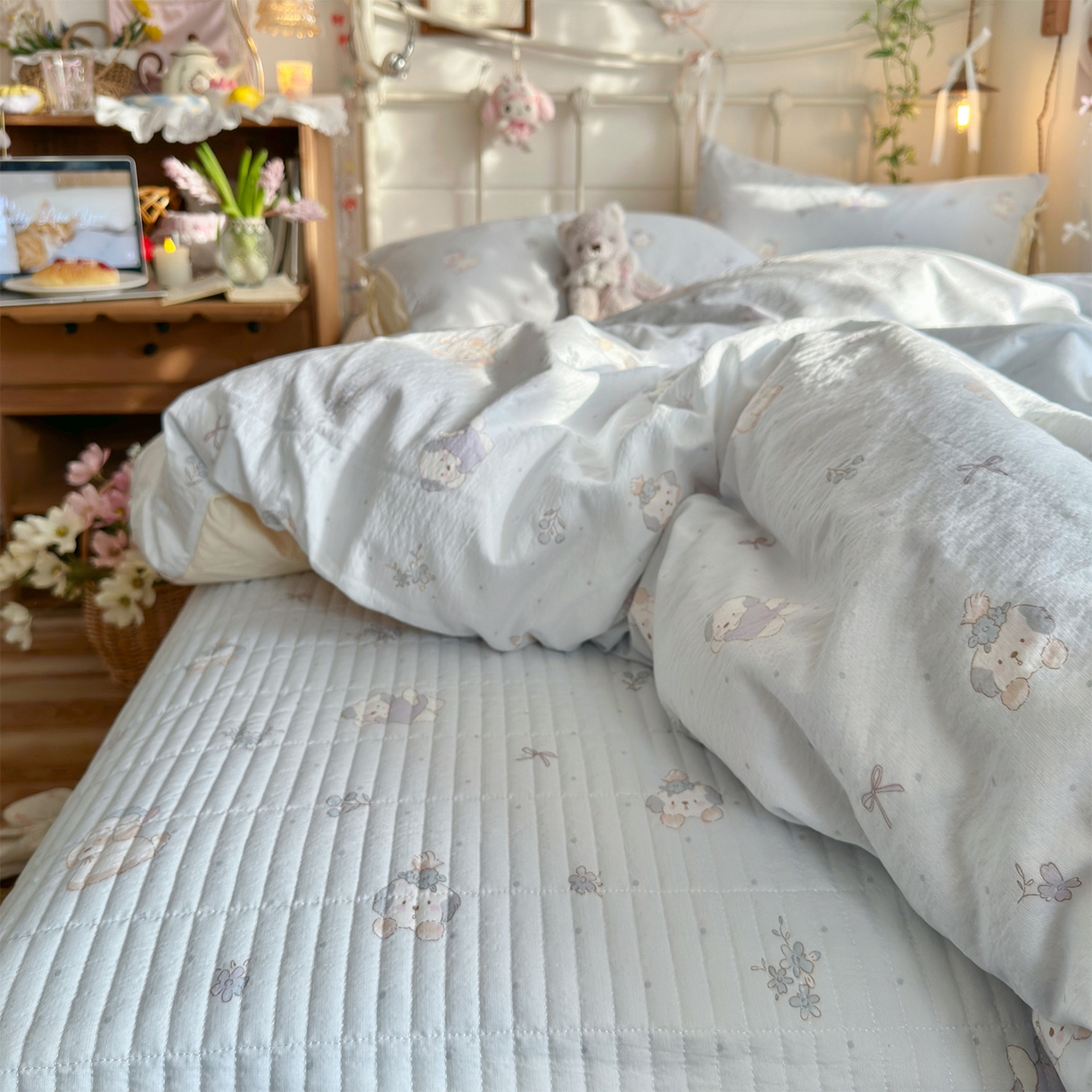 91家纺网 家纺一手货源 找家纺 优选 2026新款小清新直播热卖款云感双层纱木棉床盖四件套系列 幸运狗狗