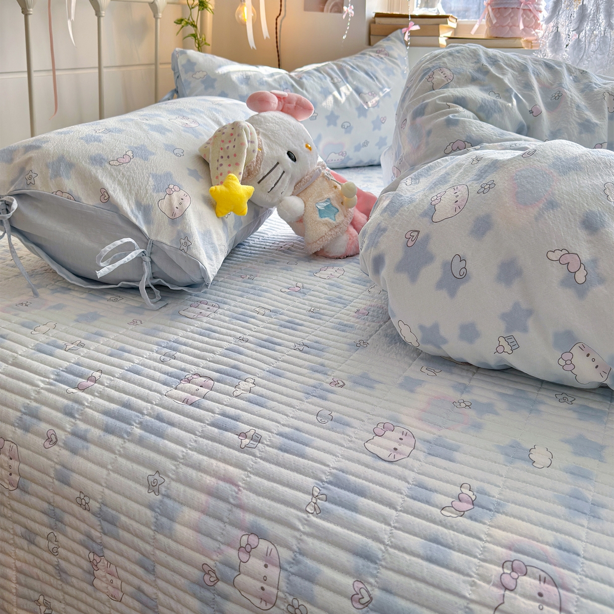 91家纺网 家纺一手货源 找家纺 优选良品 2026新款小清新直播热卖款云感双层纱木棉床盖四件套系列 爱心喵