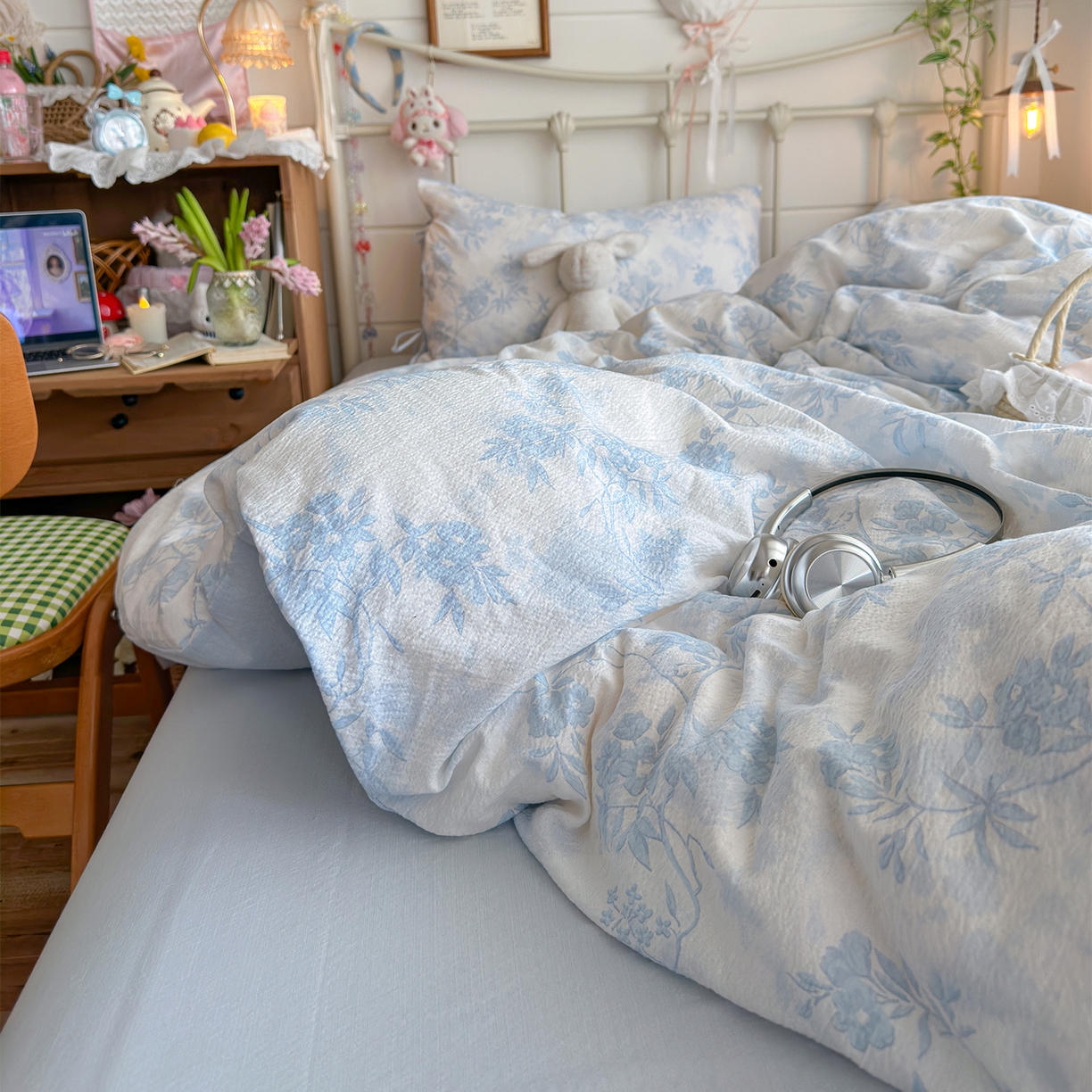 91家纺网 家纺一手货源 找家纺 优选良品 2026新款小清新直播热卖款云感双层纱木棉床盖四件套系列 冰菱花