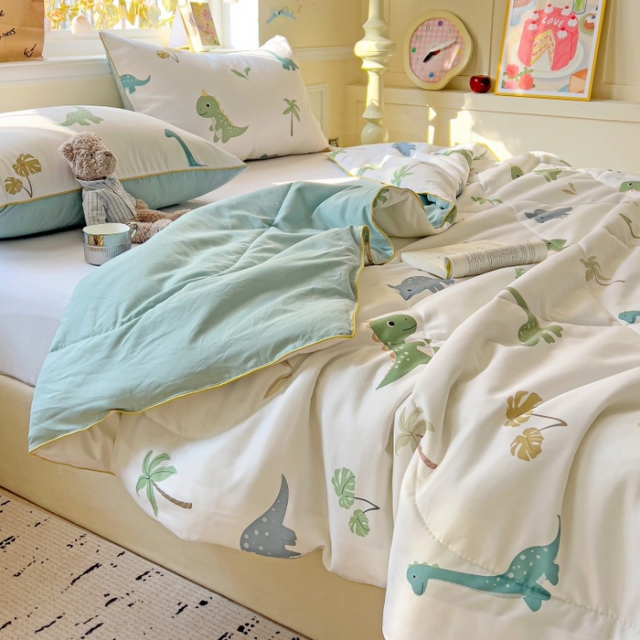 91家纺网 家纺一手货源 找家纺 铺尚美家纺 2026新款A类水洗双层纱大豆夏被子被芯 绿茵恐龙