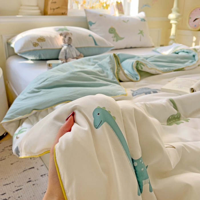 91家纺网 家纺一手货源 找家纺 铺尚美家纺 2026新款A类水洗双层纱大豆夏被子被芯 绿茵恐龙