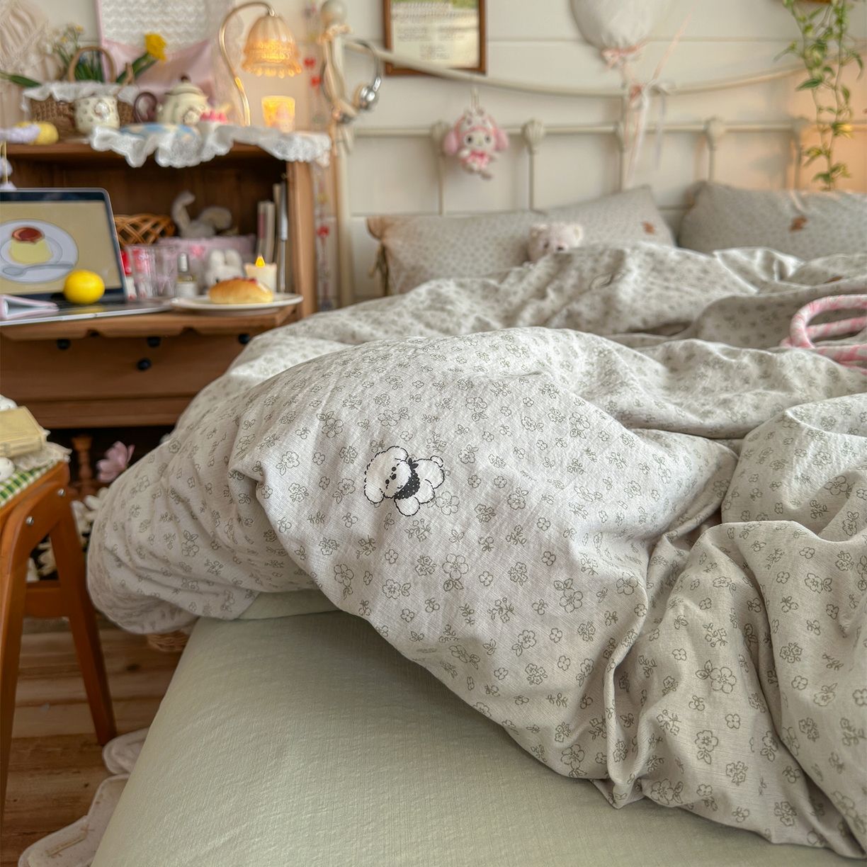 91家纺网 家纺一手货源 找家纺 优选良品 2026新款小清新直播热卖款云感双层纱木棉床盖四件套系列 两只汪汪