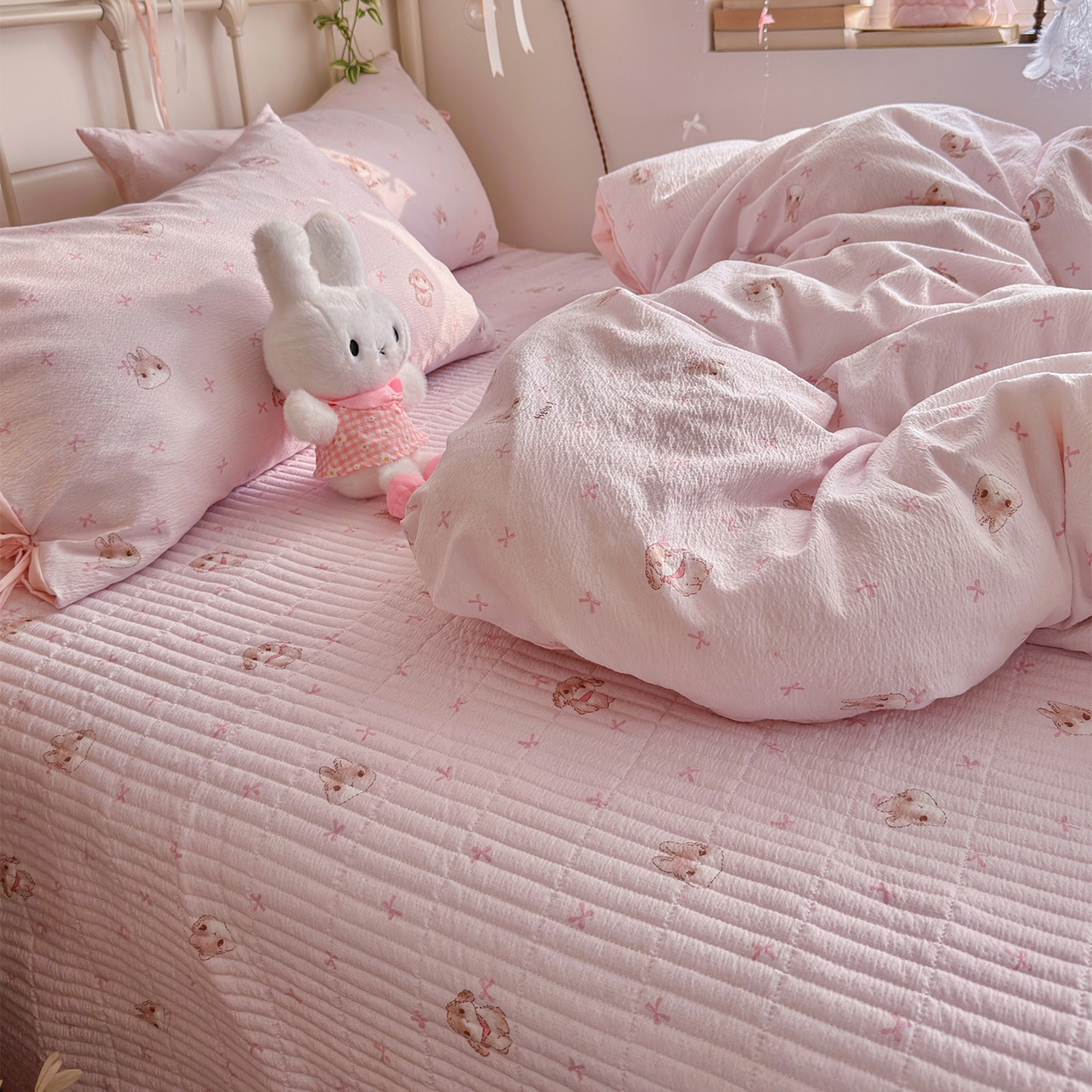 91家纺网 家纺一手货源 找家纺 优选良品 2026新款小清新直播热卖款云感双层纱木棉床盖四件套系列 萌萌免