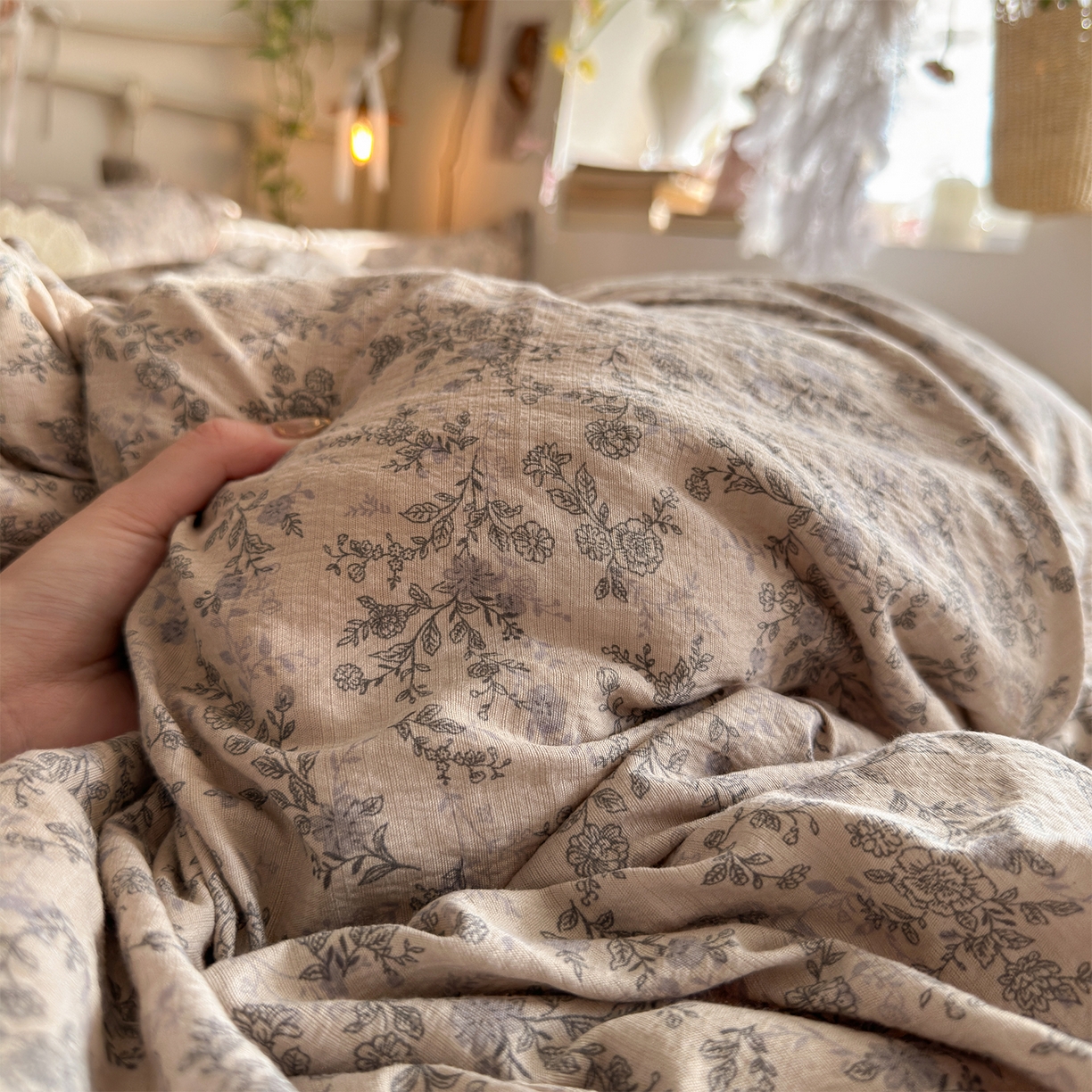 91家纺网 家纺一手货源 找家纺 优选良品 2026新款小清新直播热卖款云感双层纱木棉床盖四件套系列 清墨