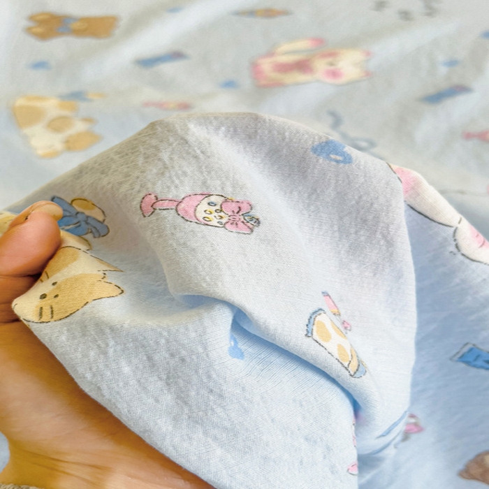 91家纺网 家纺一手货源 找家纺 纽缦家纺 2026春夏新款云感提花双层纱单床单 床单单件 小猫时光蓝