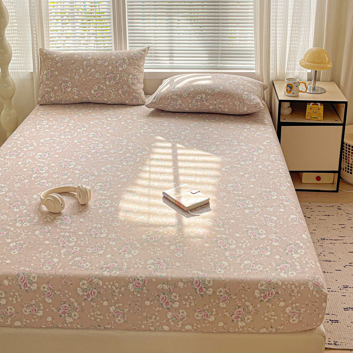 91家纺网 家纺一手货源 找家纺 优选 2026新款ins小清新木棉双层纱印花床笠床垫保护罩枕套三件套 绮梦