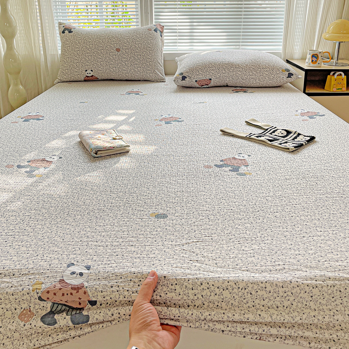 91家纺网 家纺一手货源 找家纺 优选 2026新款ins小清新木棉双层纱印花床笠床垫保护罩枕套三件套 复古浪漫