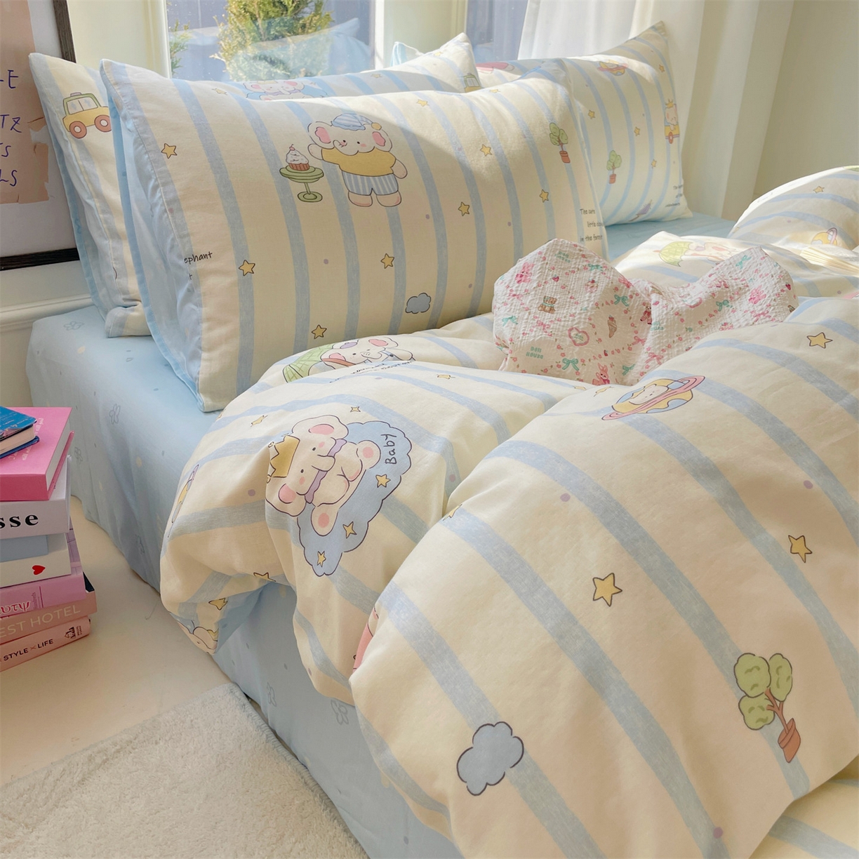 91家纺网 家纺一手货源 找家纺 盛秋家纺 2026新款水洗棉印花四件套-卡通系列二 森林小象蓝+花朵蓝