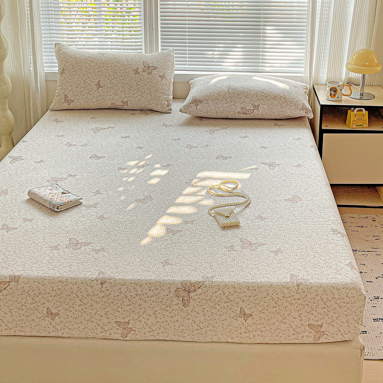 91家纺网 家纺一手货源 找家纺 优选 2026新款ins小清新木棉双层纱印花床笠床垫保护罩枕套三件套 蝴蝶谷