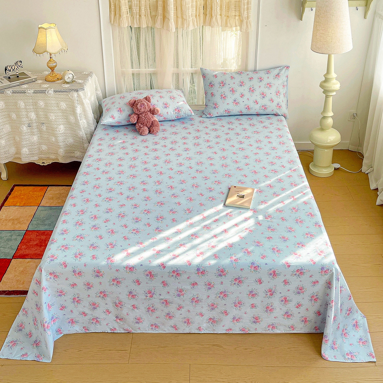 91家纺网 家纺一手货源 找家纺 纽缦家纺 2026春夏新款云感提花双层纱单床单 床单单件 清风与雾-蓝