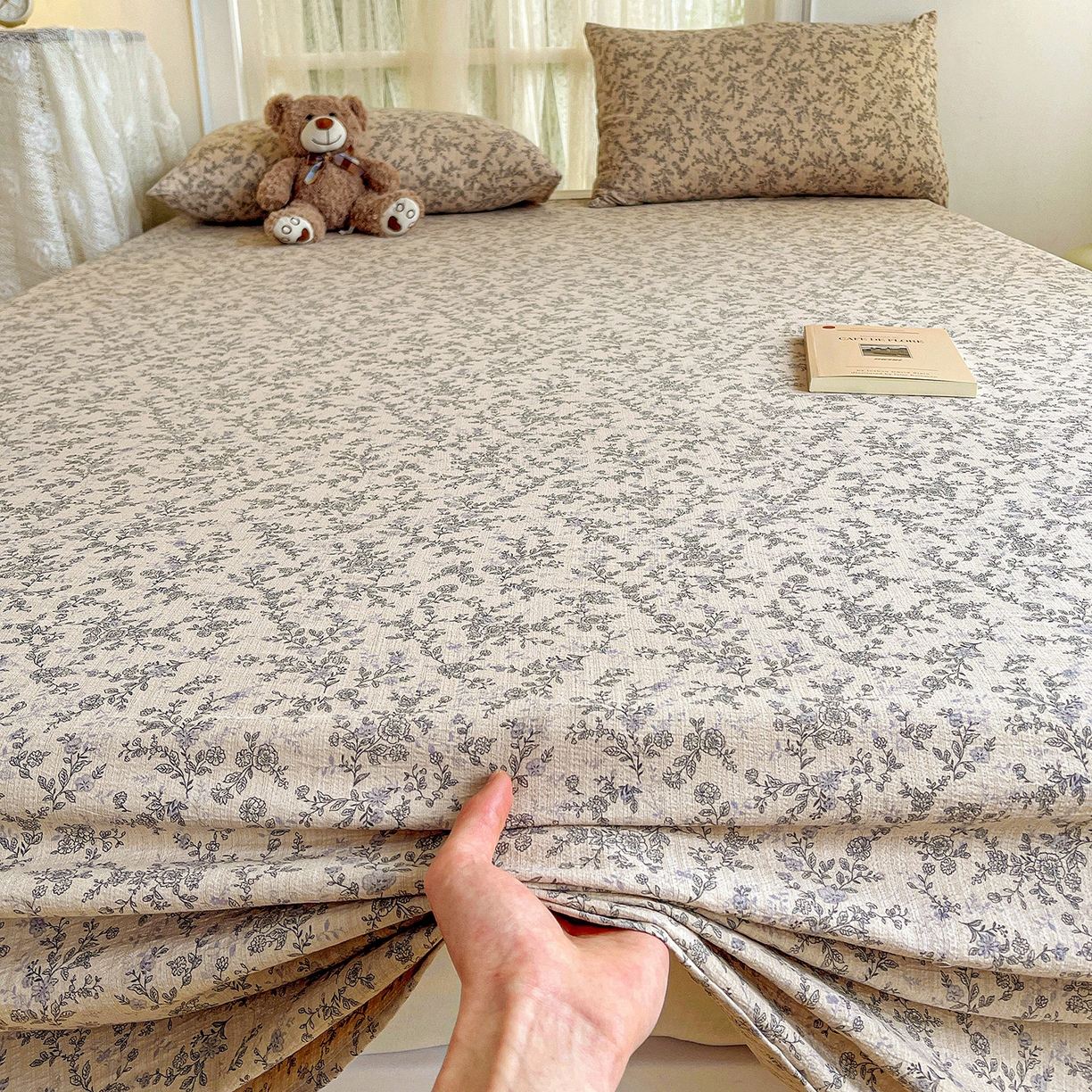 91家纺网 家纺一手货源 找家纺 纽缦家纺 2026春夏新款云感提花双层纱单床单 床单单件 竹韵花语