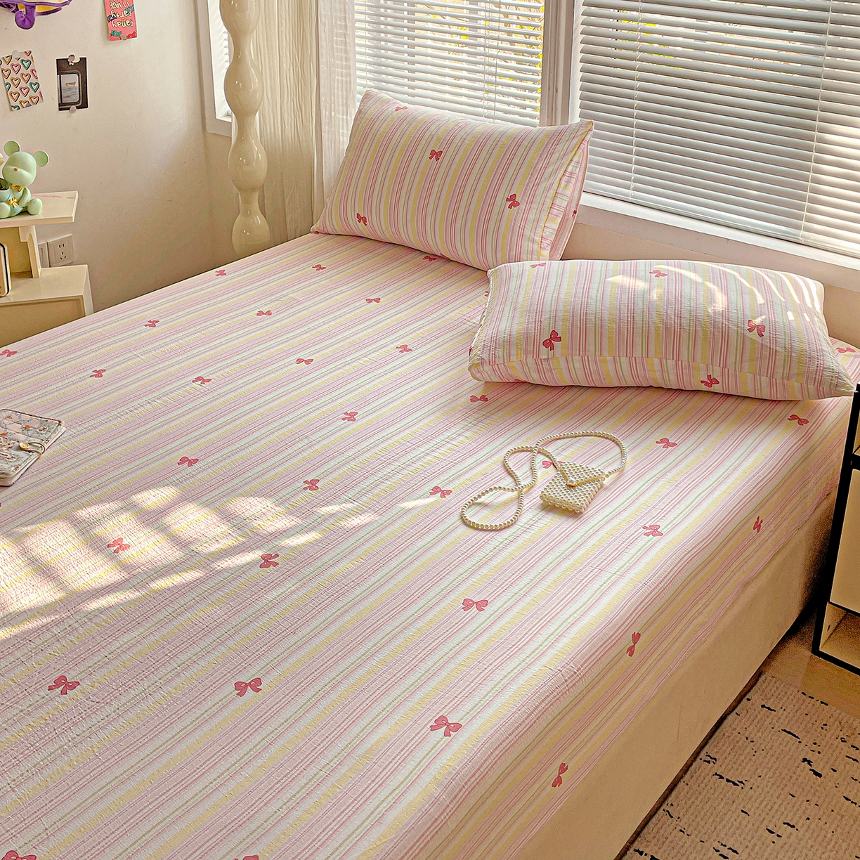 91家纺网 家纺一手货源 找家纺 优选 2026新款ins小清新木棉双层纱印花床笠床垫保护罩枕套三件套 梦露