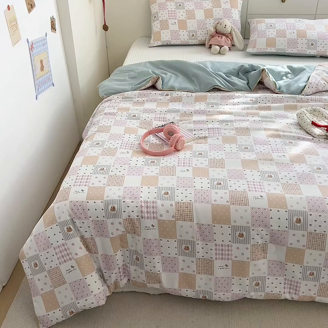 91家纺网 家纺一手货源 找家纺 铺尚美家纺 2026新款A类水洗双层纱大豆夏被子被芯 拼格小兔