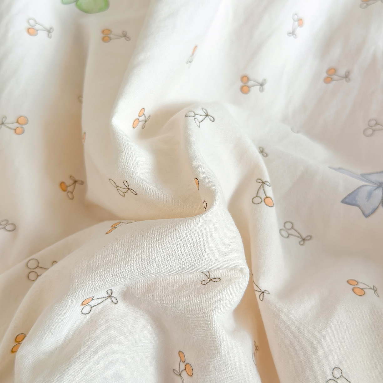 91家纺网 家纺一手货源 找家纺 铺尚美家纺 2026新款A类水洗双层纱大豆夏被子被芯 甜樱戏蝶