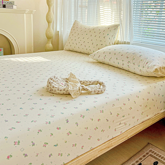 91家纺网 家纺一手货源 找家纺 优选 2026新款ins小清新木棉双层纱印花床笠床垫保护罩枕套三件套 春日繁花