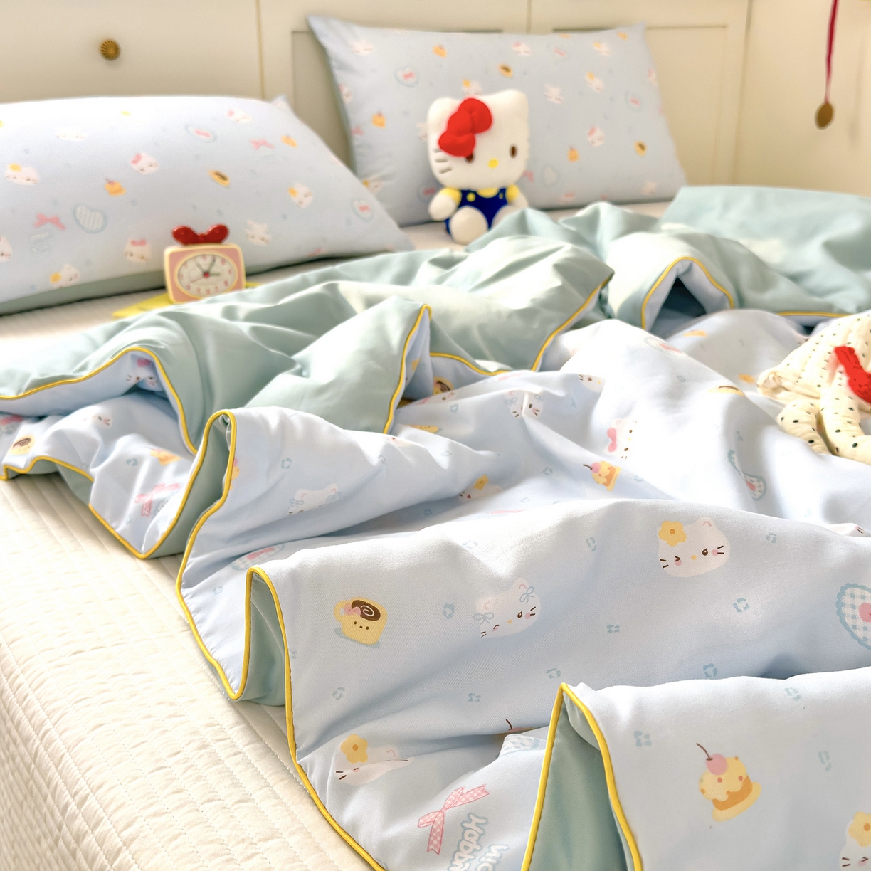 91家纺网 家纺一手货源 找家纺 铺尚美家纺 2026新款A类水洗双层纱大豆夏被子被芯 小猫甜品店