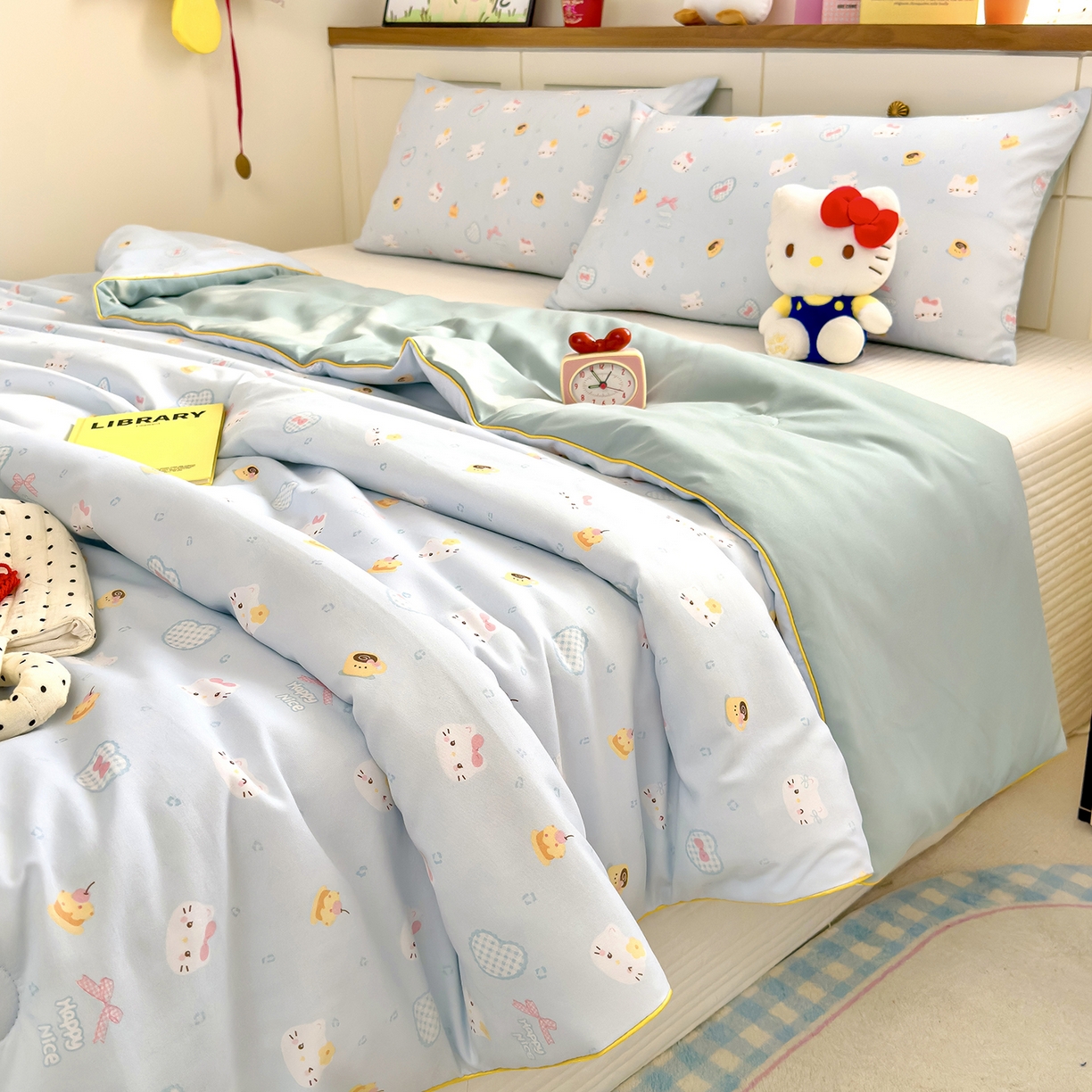 91家纺网 家纺一手货源 找家纺 铺尚美家纺 2026新款A类水洗双层纱大豆夏被子被芯 小猫甜品店