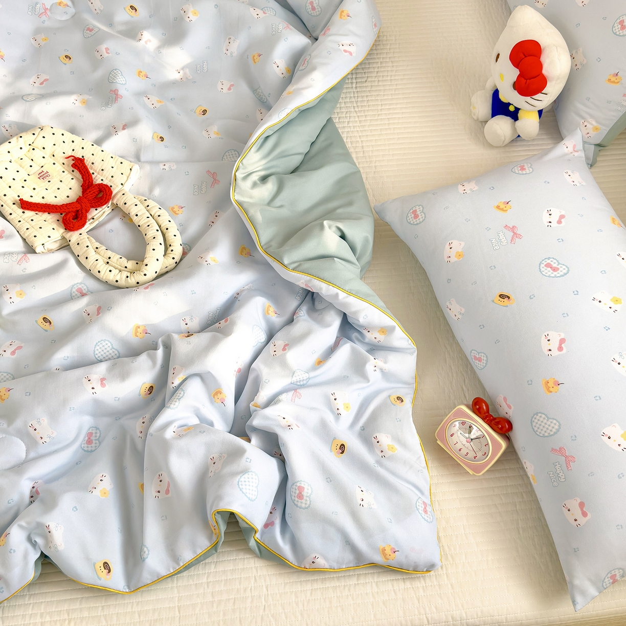 91家纺网 家纺一手货源 找家纺 铺尚美家纺 2026新款A类水洗双层纱大豆夏被子被芯 小猫甜品店